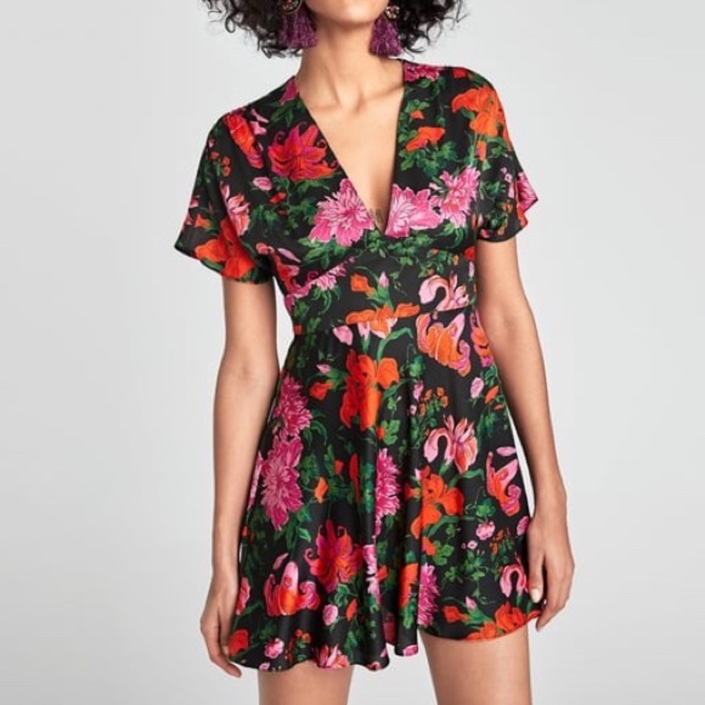 New without tag Zara dress